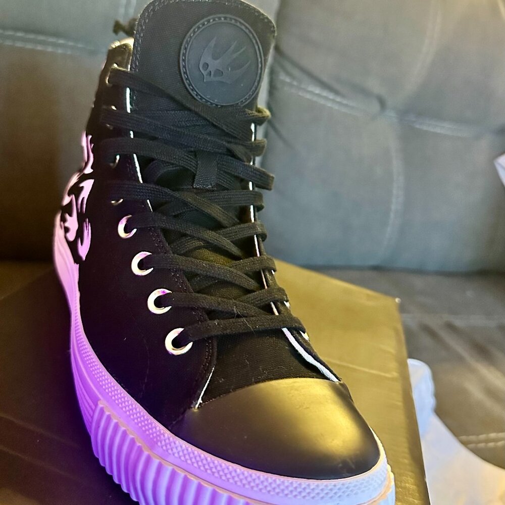 Alexander McQueen Sneakers – Brand New | Never Worn | Size 42 EUR (Fits US 9.5)